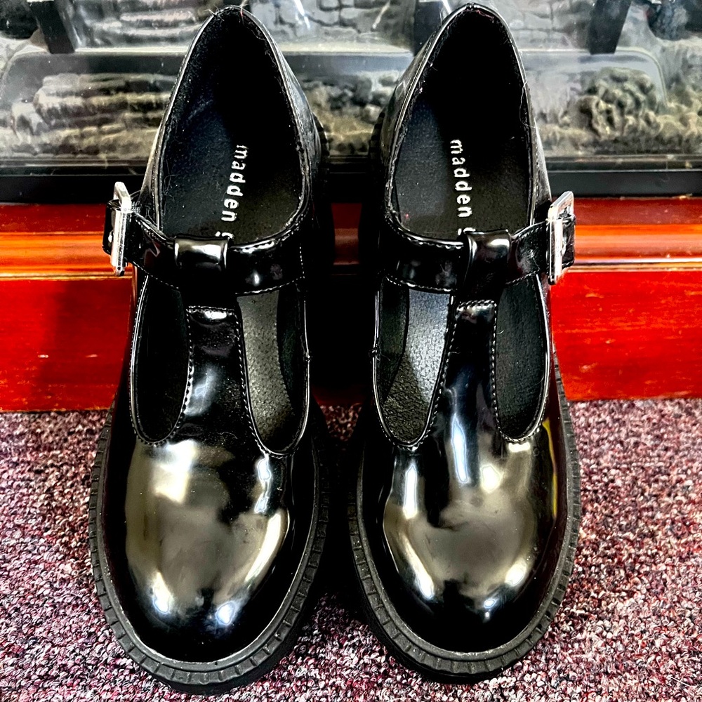 Madden Girl Patent Leather Mary Jane’s size 6.5